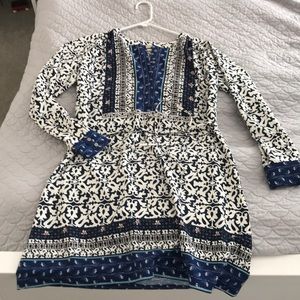 Super cute long sleeve dress